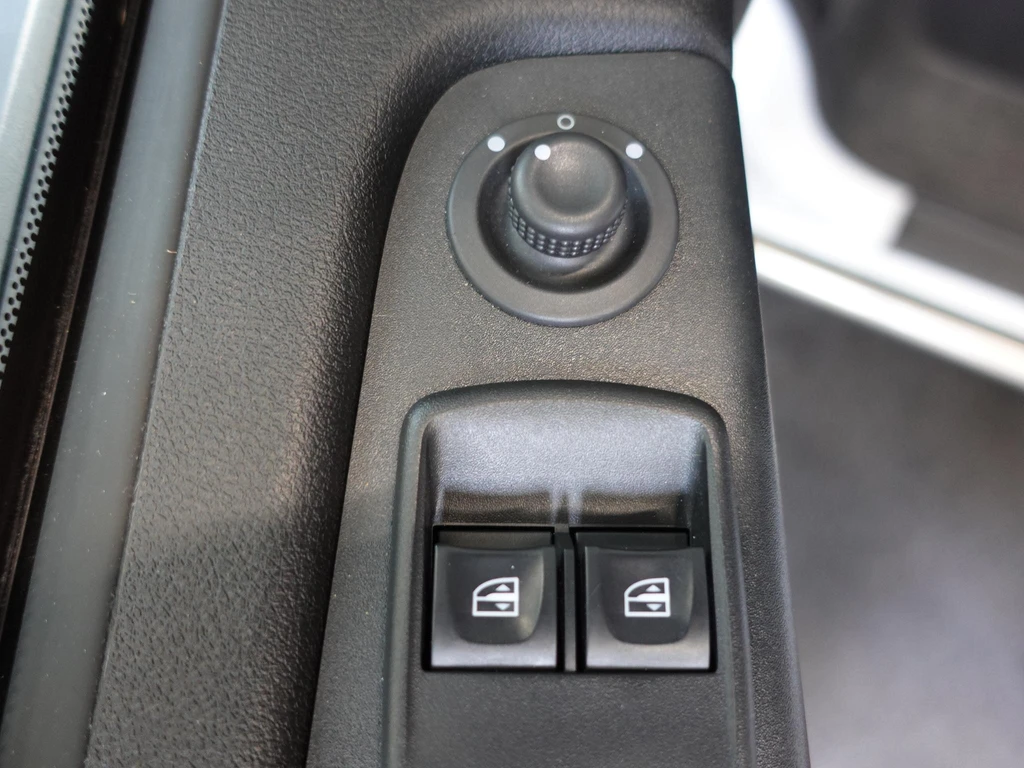 Opel Vivaro – foto 17