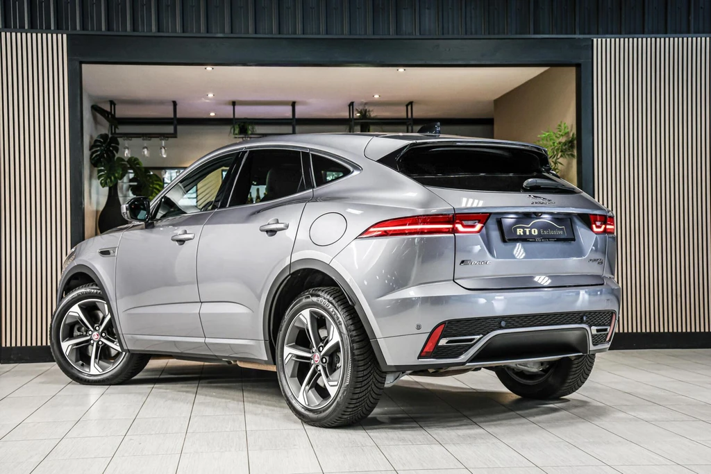 Jaguar E-PACE – foto 4