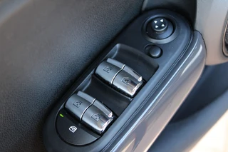 MINI Cooper – thumbnail 27