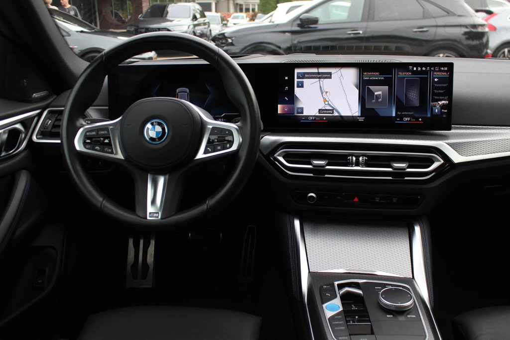 BMW i4 – foto 13