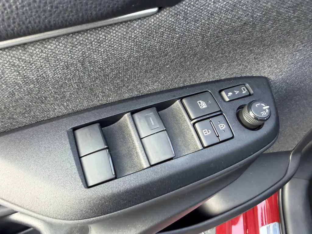 Toyota Yaris – foto 29