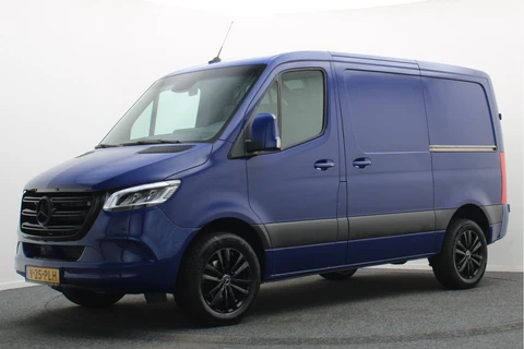 Mercedes-Benz Sprinter 317 L1H1 RWD Automaat 2x schuifdeur, 3-zits, Leer, Trekhaak, Apple Carplay, LED
