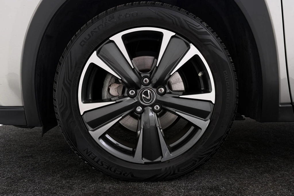 Lexus UX – foto 47