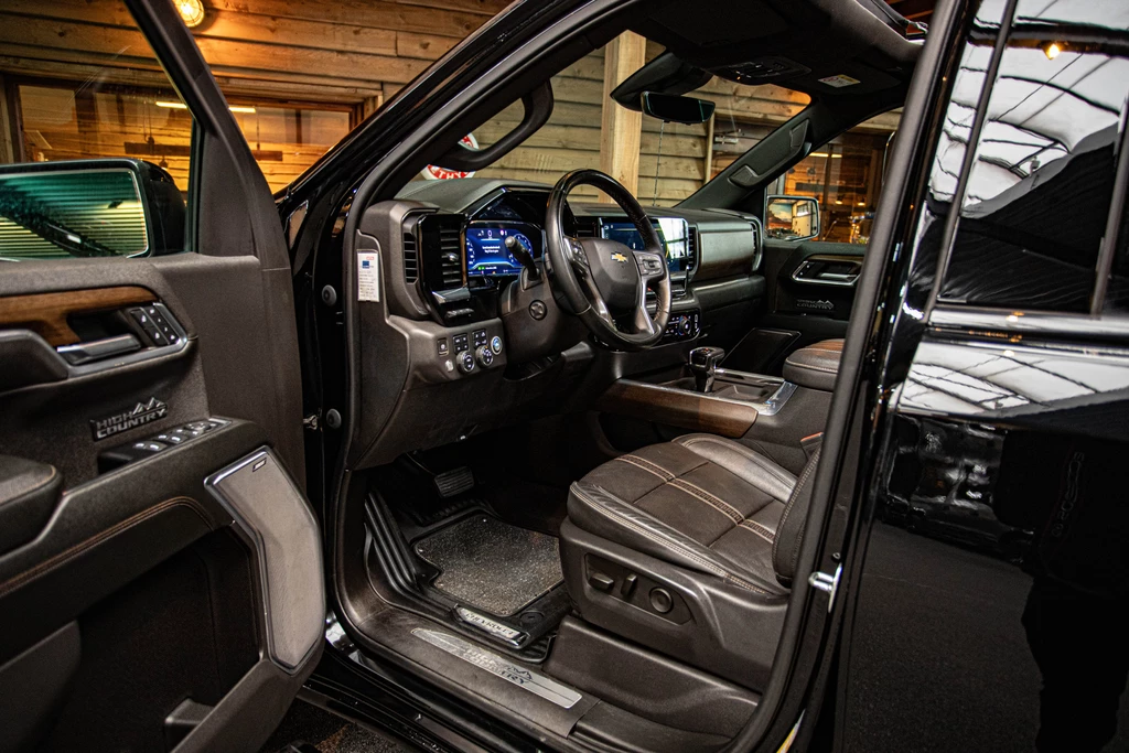 Chevrolet Silverado – foto 21