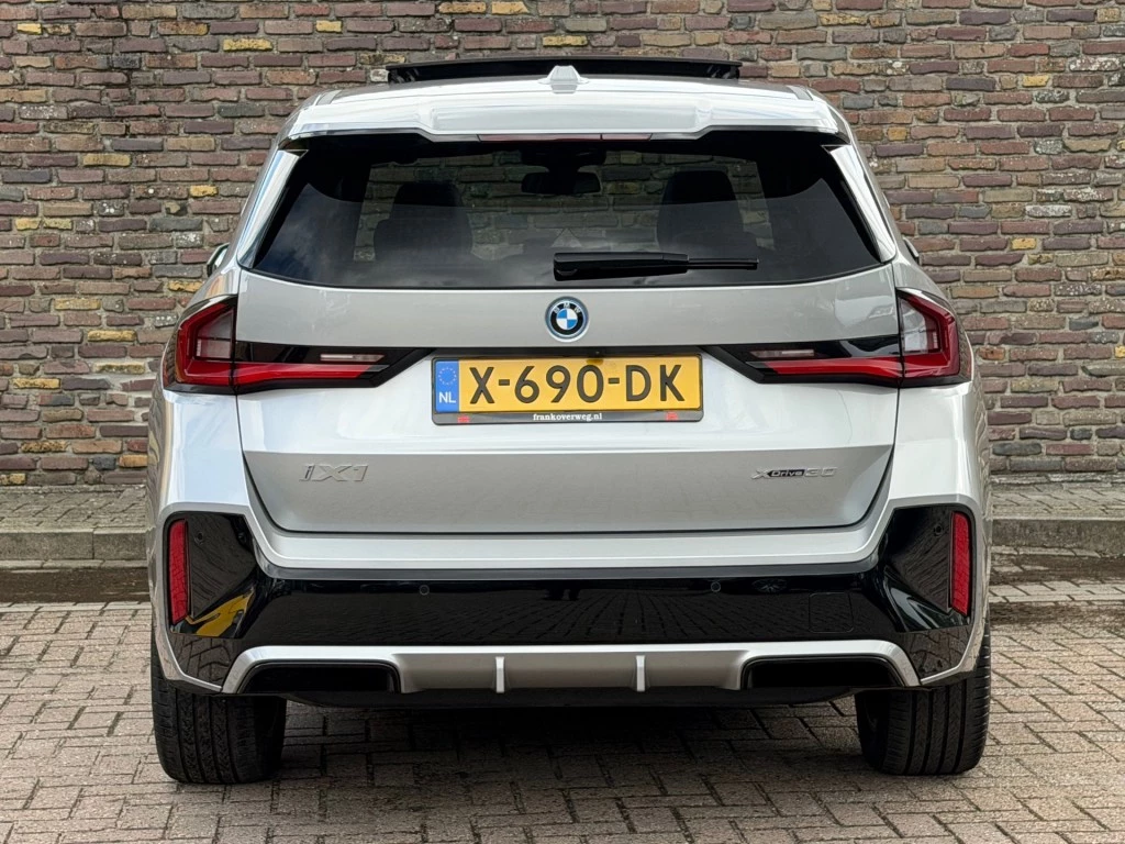 BMW iX1 – foto 4