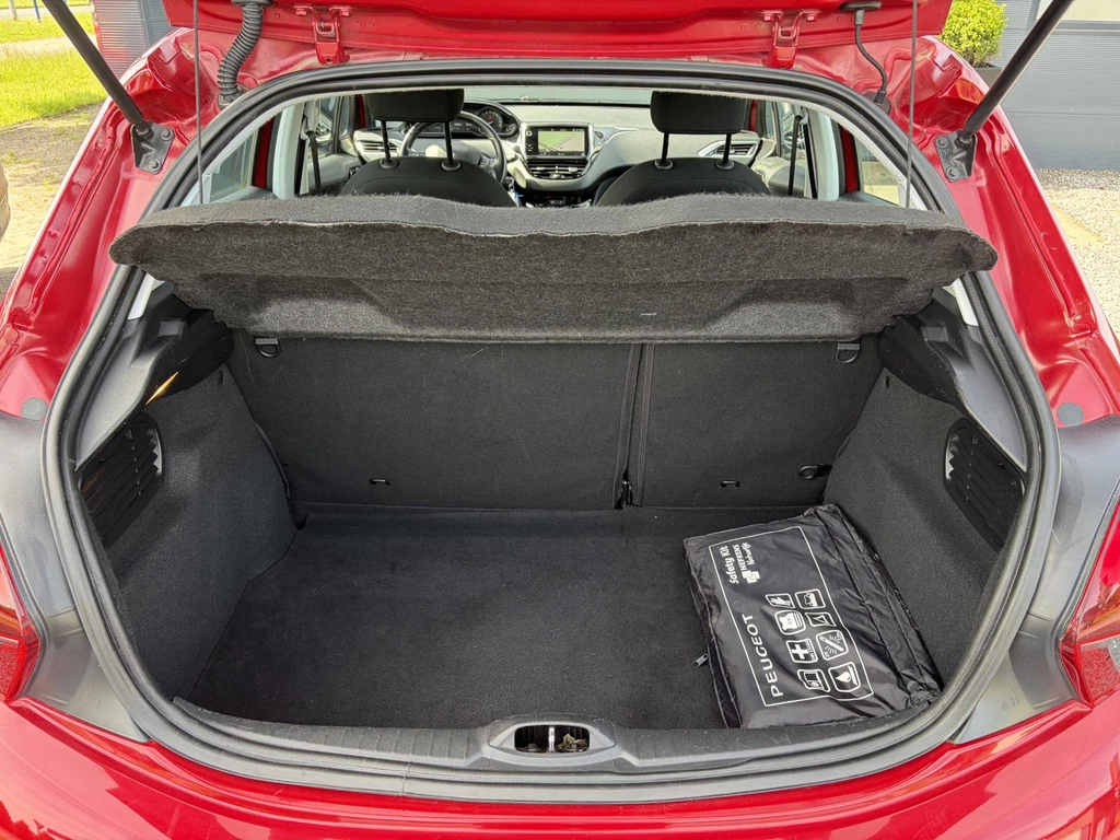 Peugeot 208 – foto 38