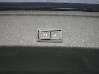 Audi RS4 – thumbnail 54