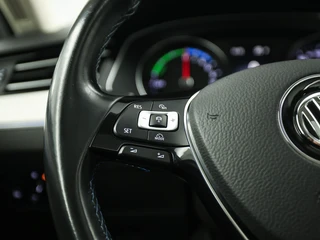Volkswagen Passat – thumbnail 16