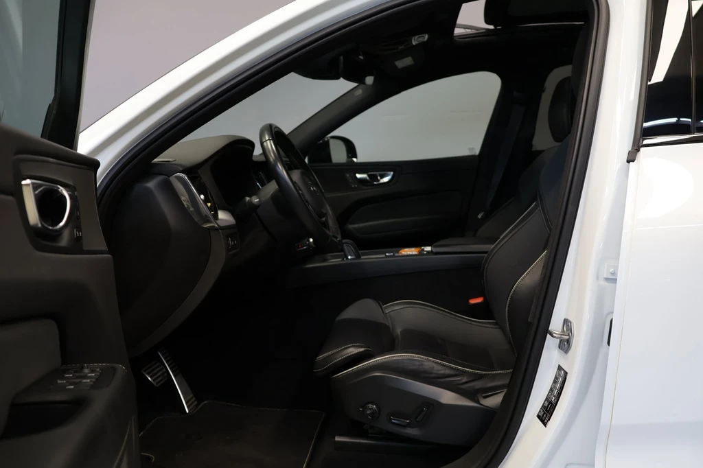 Volvo XC60 – foto 16