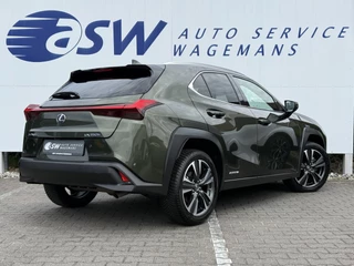 Lexus UX – thumbnail 5