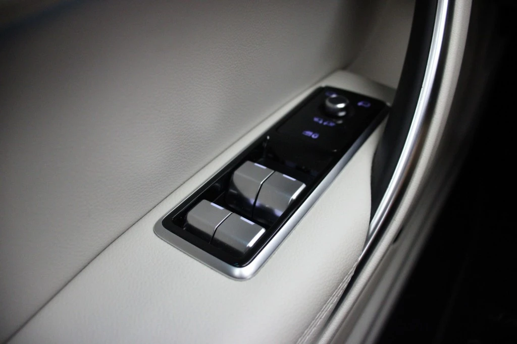 Jaguar XF – foto 35