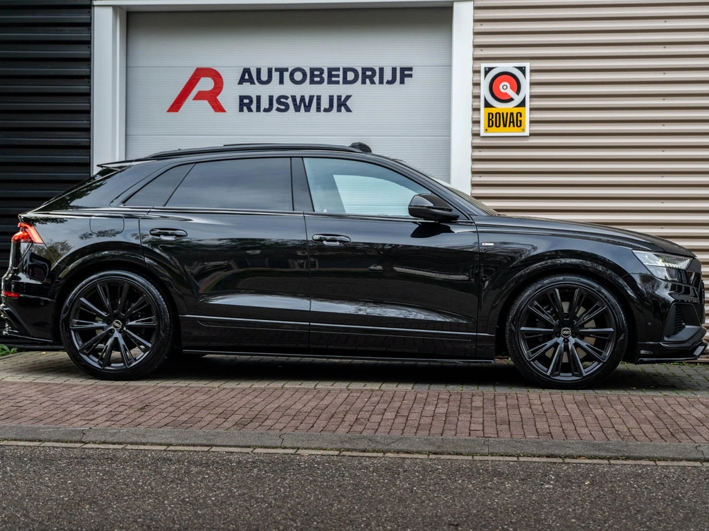 Audi Q8 – foto 6