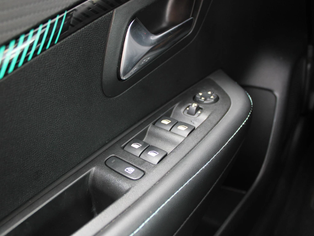 Peugeot 208 – foto 22