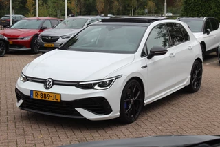 Volkswagen Golf – thumbnail 1