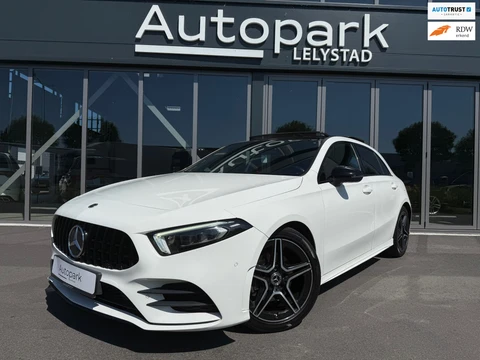 Mercedes-Benz A-klasse 180 d Premium PANO