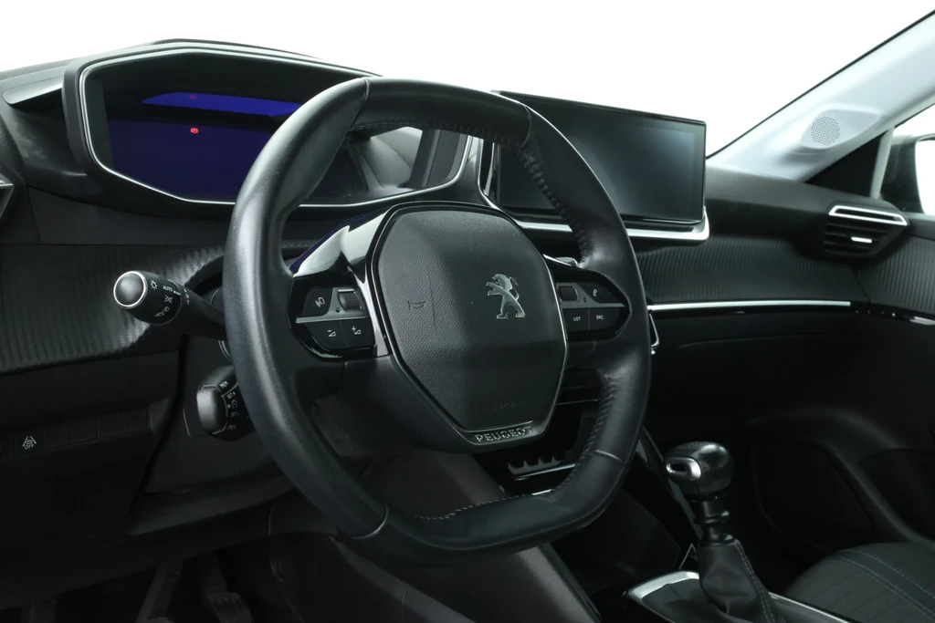 Peugeot 208 – foto 10