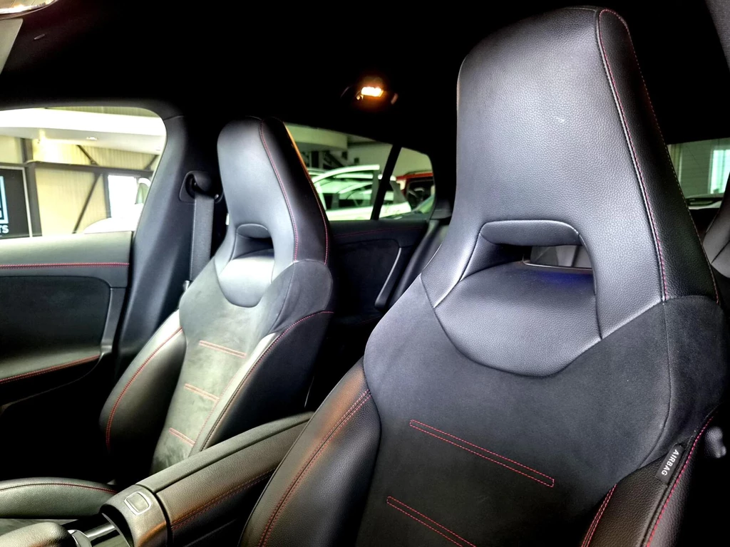 Mercedes-Benz CLA – foto 38