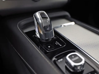 Volvo XC90 – thumbnail 33
