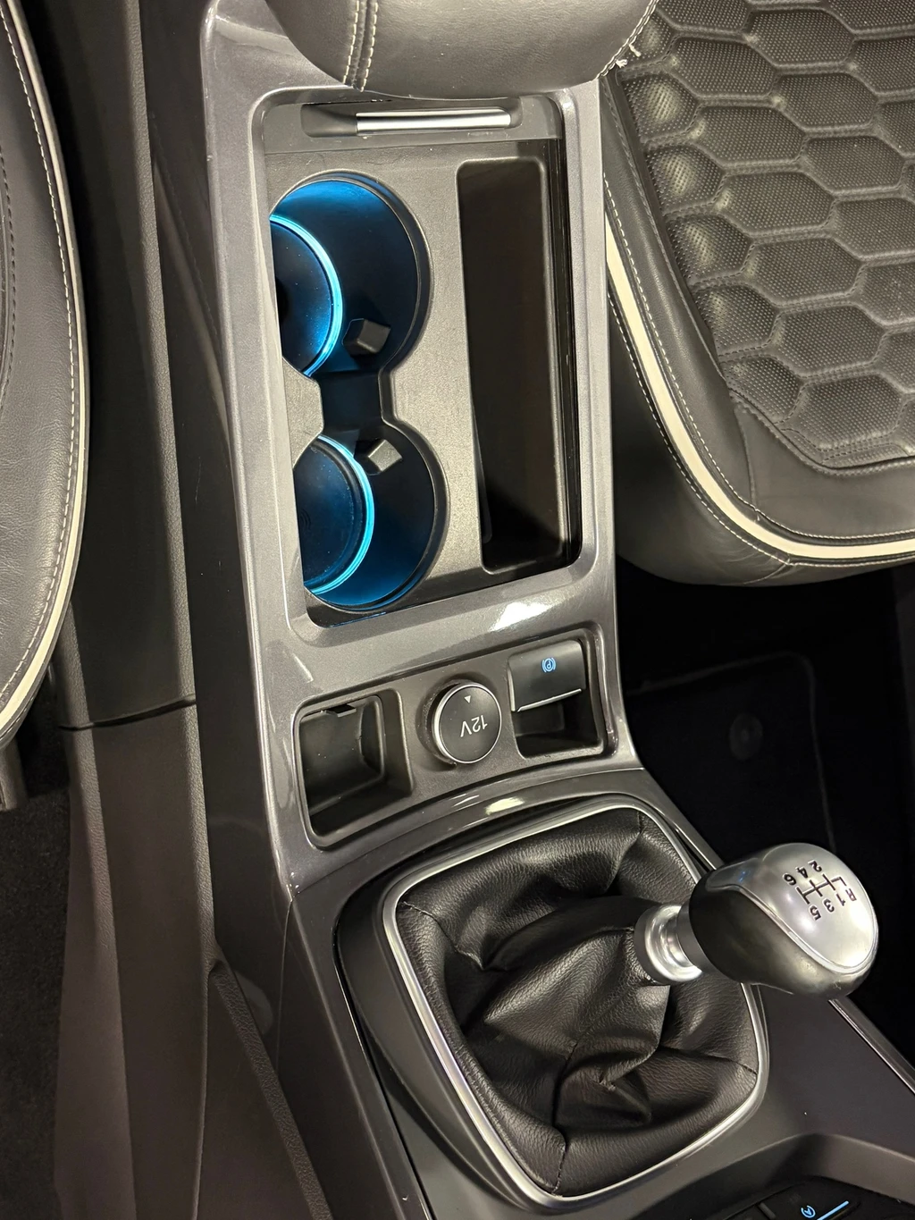 Ford Kuga – foto 29