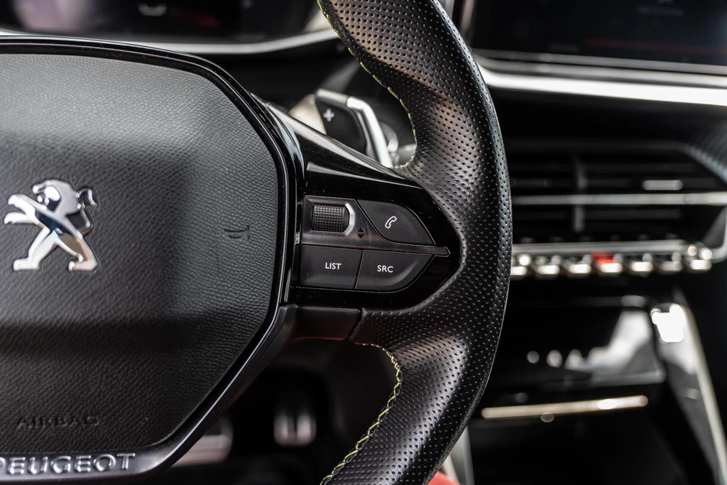 Peugeot 208 – foto 22