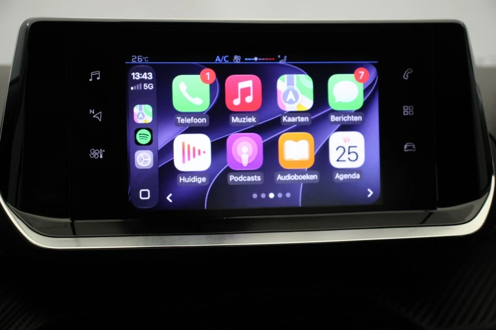 Peugeot 208 – foto 13