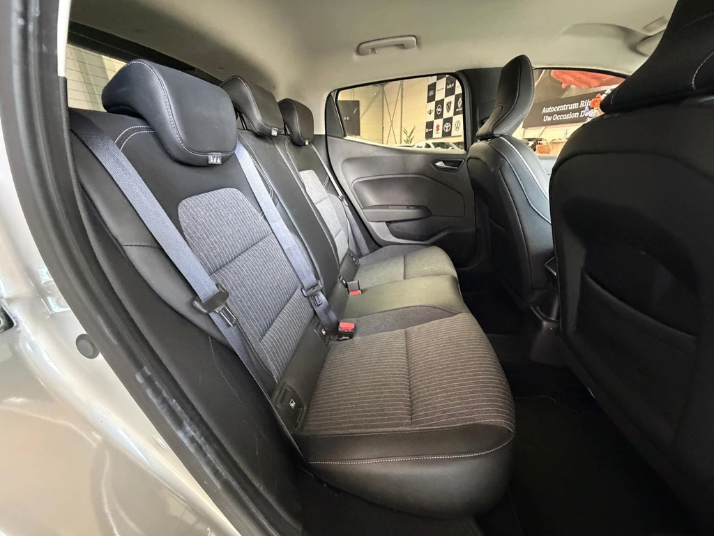 Renault Clio – foto 22
