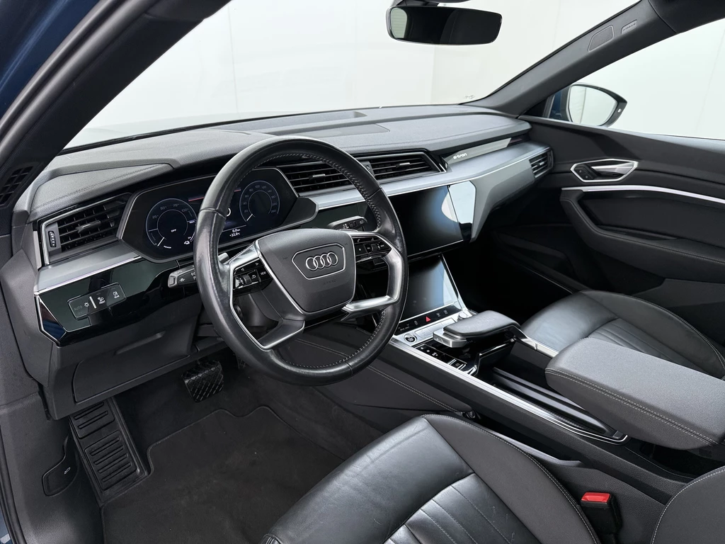 Audi e-tron – foto 15