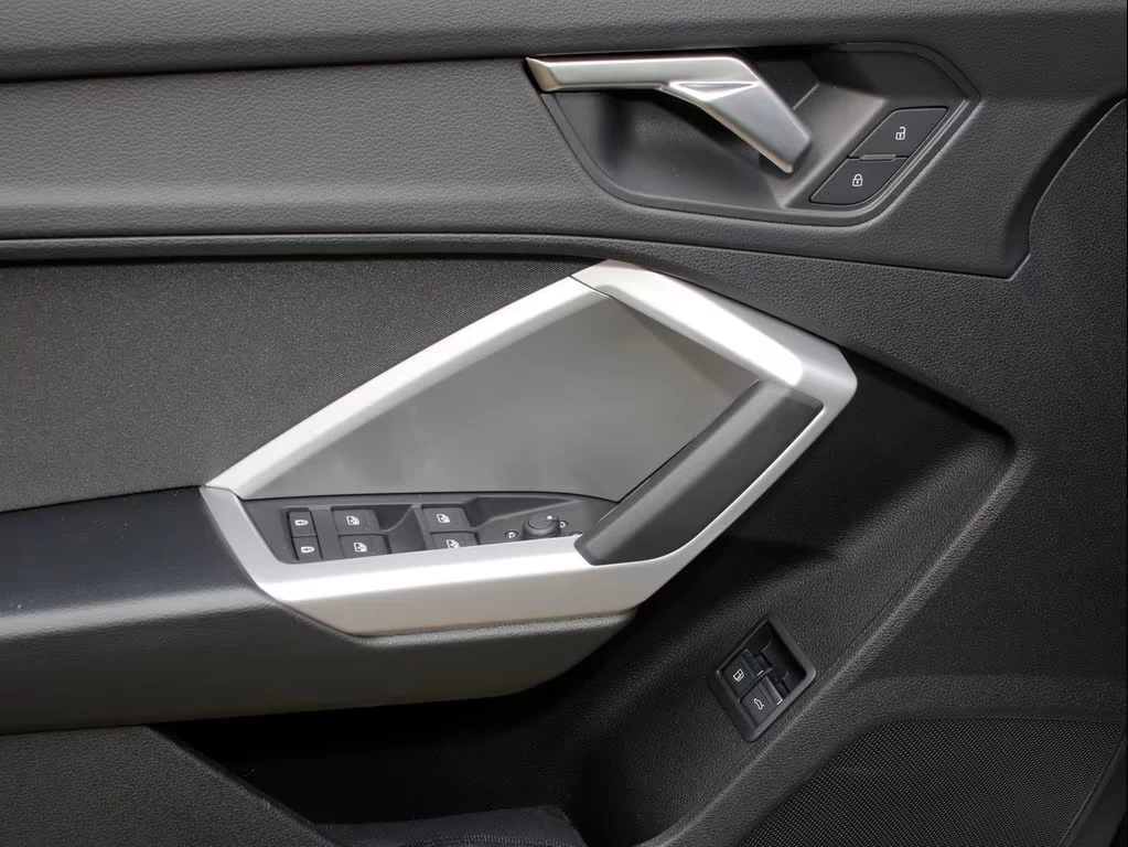 Audi Q3 – foto 13