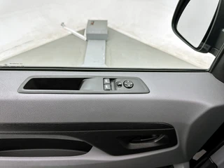 Opel Vivaro – thumbnail 35