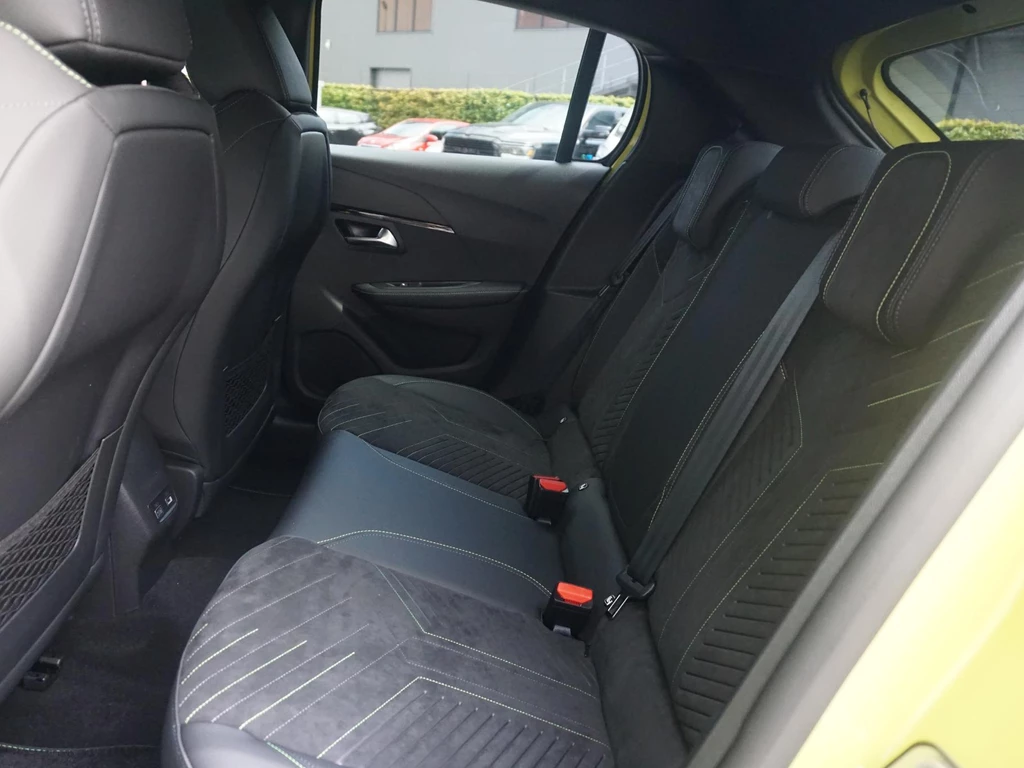 Peugeot e-208 – foto 44