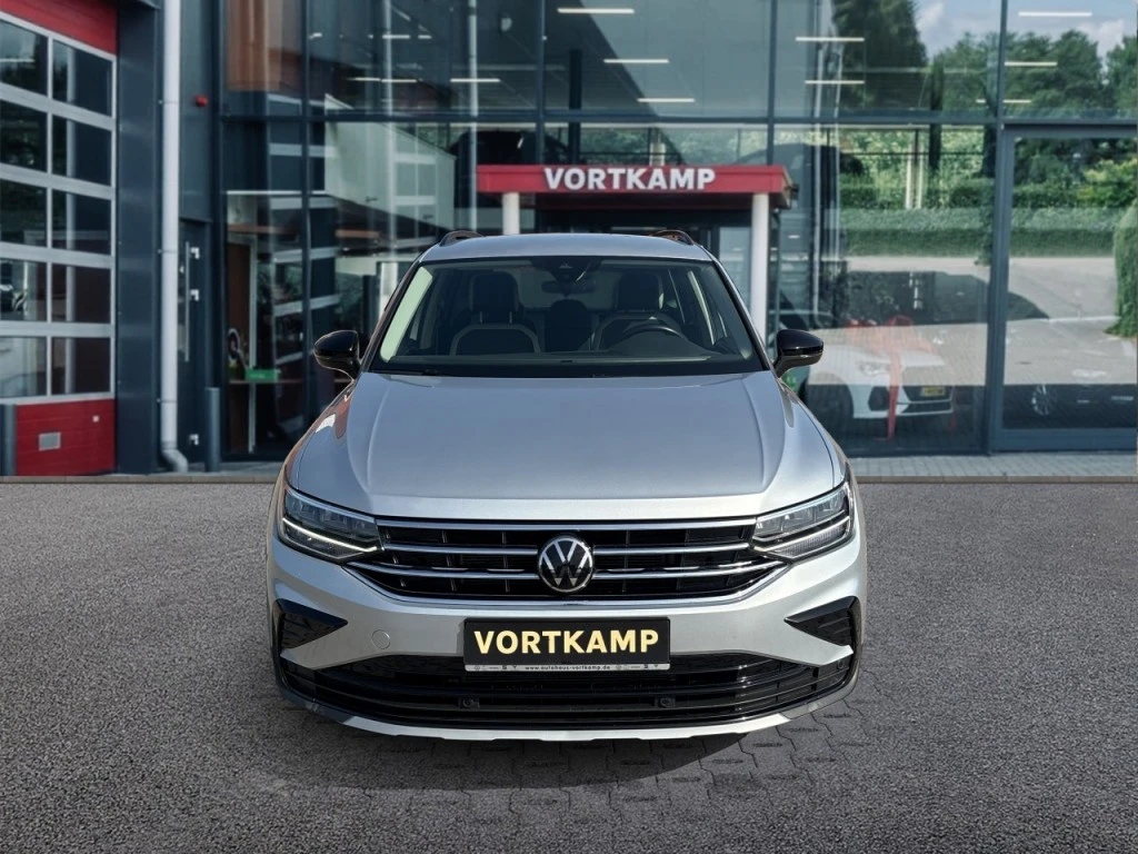 Volkswagen Tiguan – foto 8