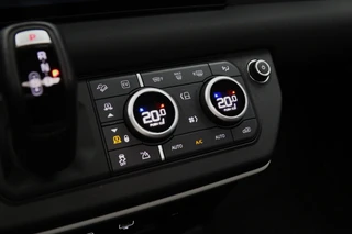 Land Rover Defender – thumbnail 45