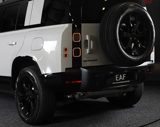 Land Rover Defender – thumbnail 9