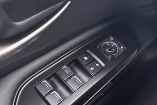 Lexus ES – thumbnail 19