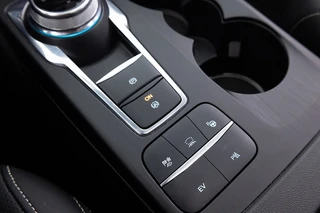 Ford Kuga – thumbnail 28