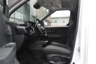 Ford E-Transit Courier – thumbnail 15