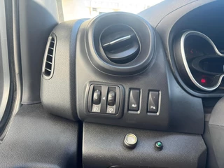 Renault Trafic – thumbnail 25