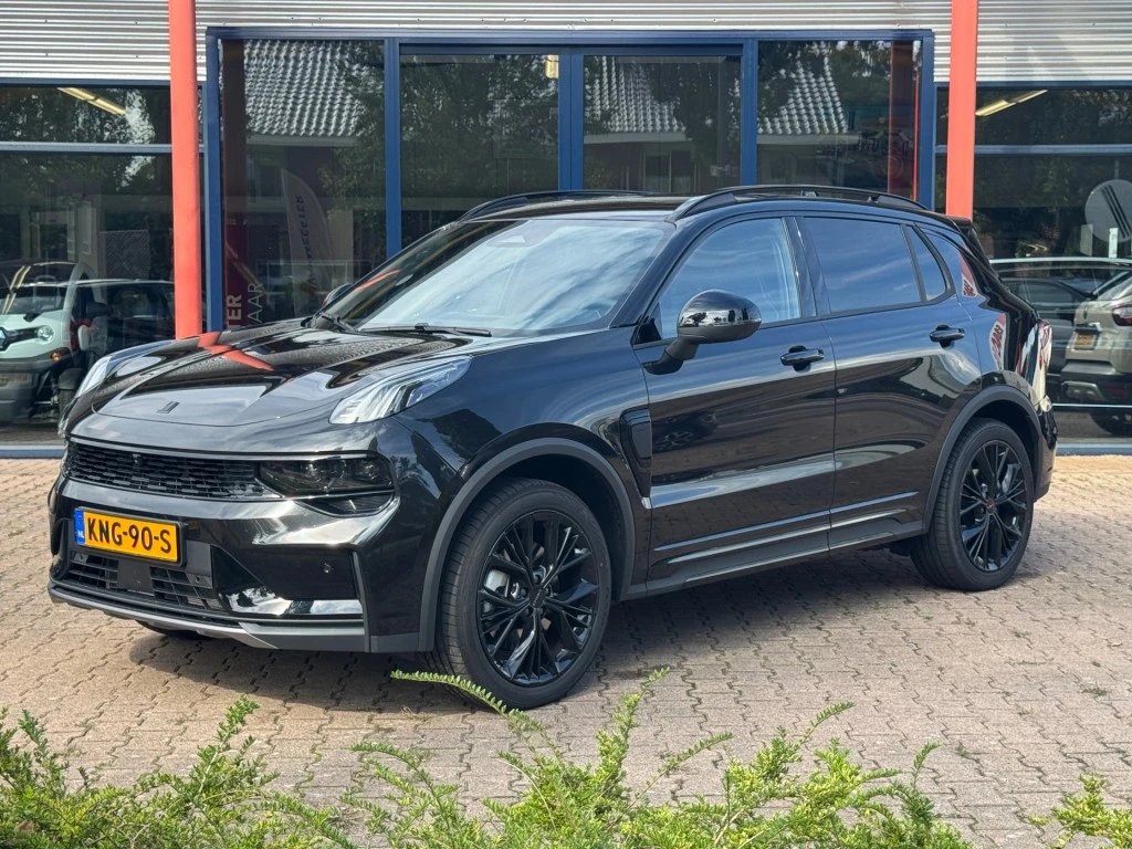 Lynk & Co 01 – foto 1