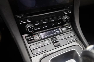 Porsche 911 – thumbnail 19