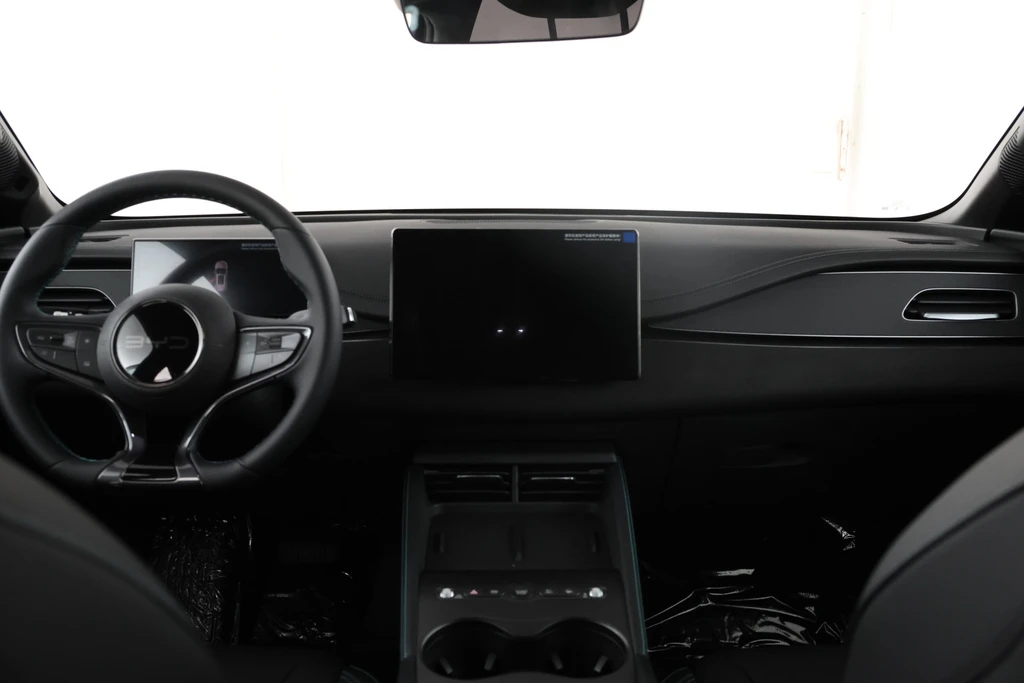 BYD SEAL – foto 17