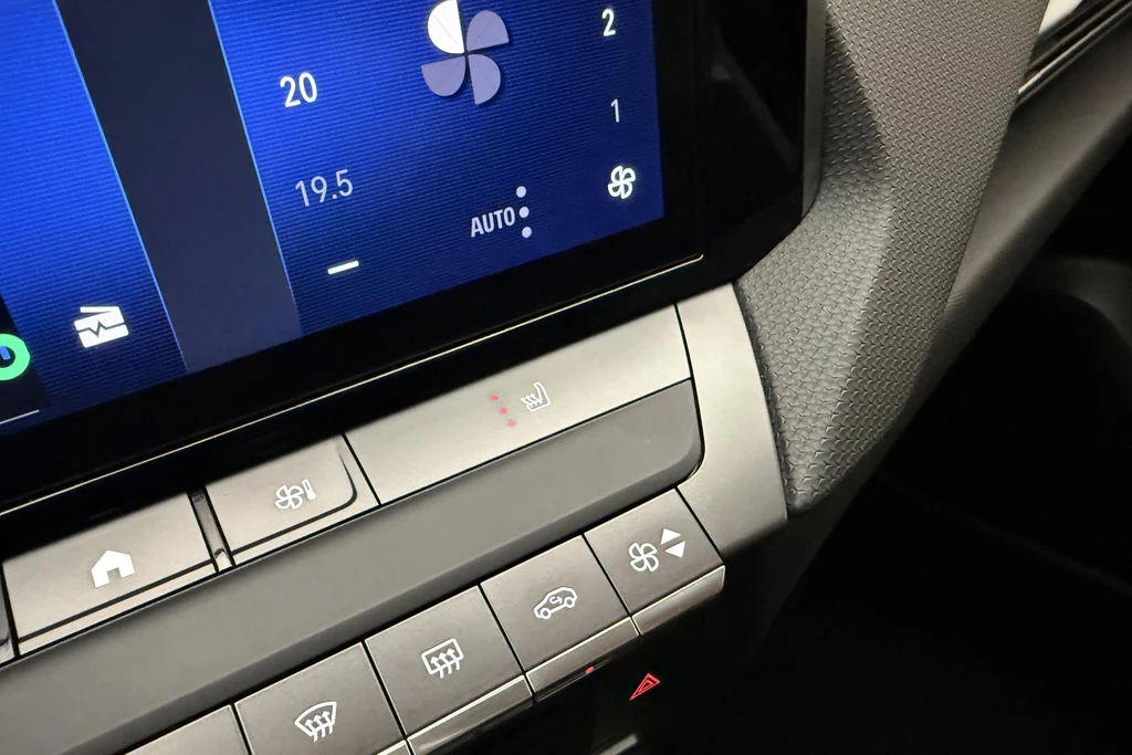 Opel Astra – foto 28