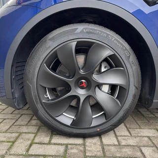 Tesla Model Y – thumbnail 20