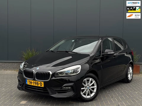 BMW 2-serie Active Tourer 218i Corporate Lease Executive NAVI | PDC | LED | SPORTVELGEN | ELEK PAKKET