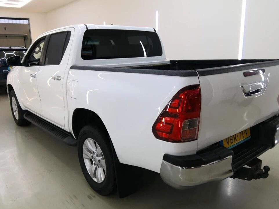 Toyota Hilux – foto 2
