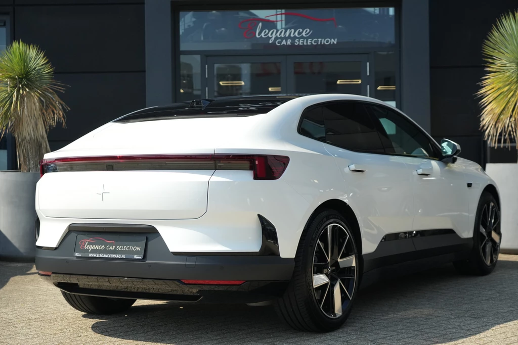 Polestar 4 – foto 4