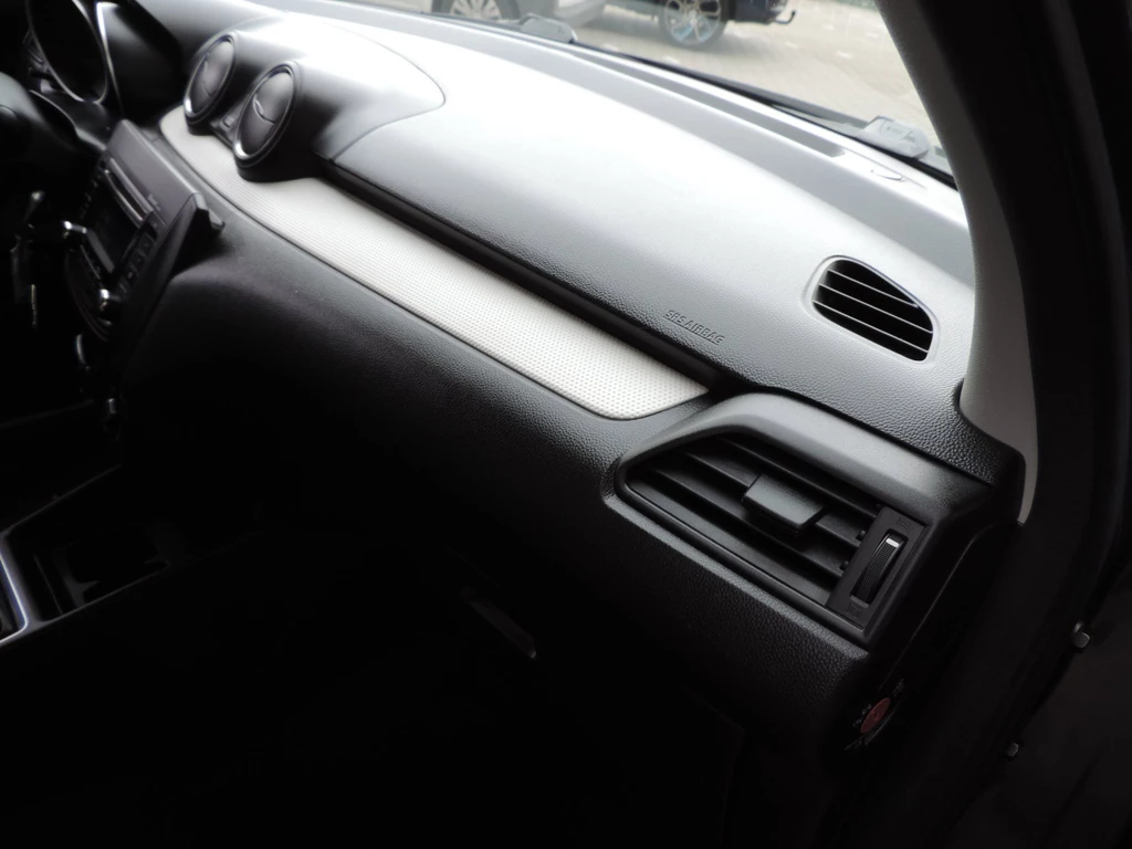 Suzuki Swift – foto 16