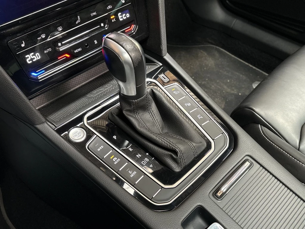 Volkswagen Passat – foto 11