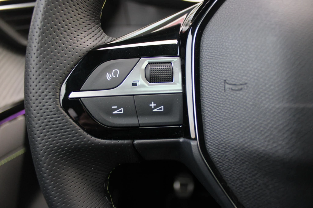 Peugeot 208 – foto 34