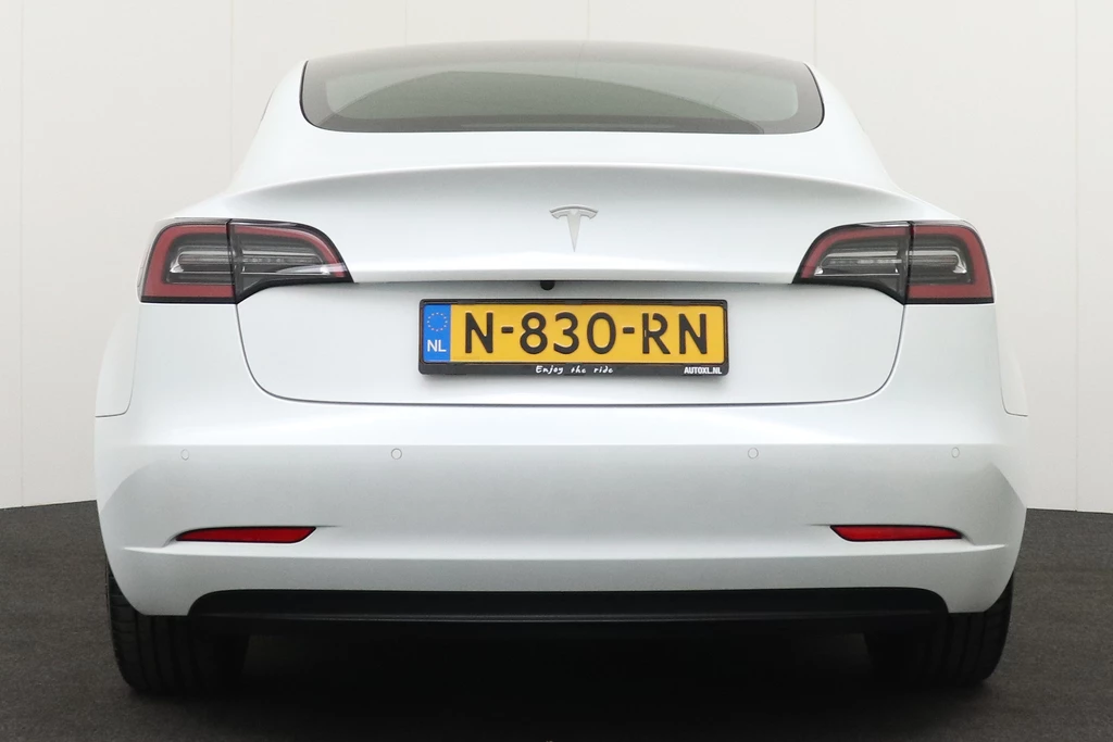 Tesla Model 3 – foto 3