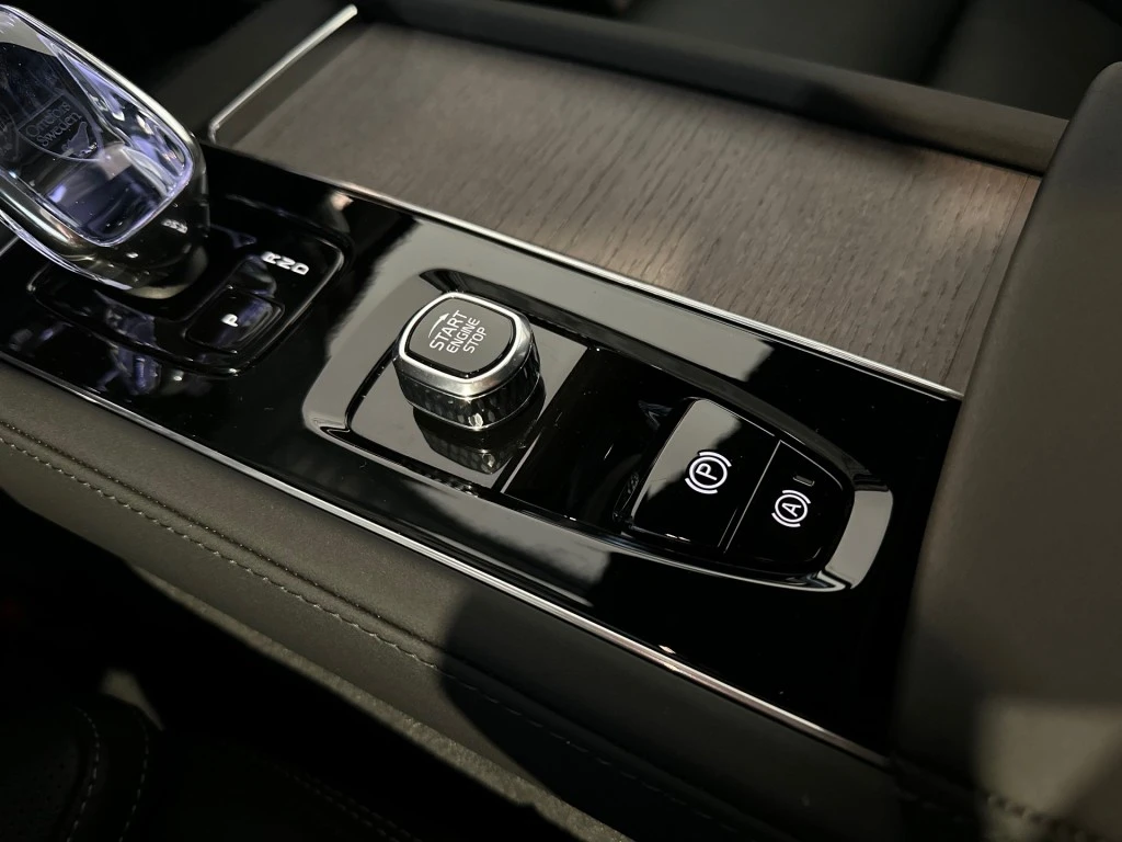 Volvo XC90 – foto 30